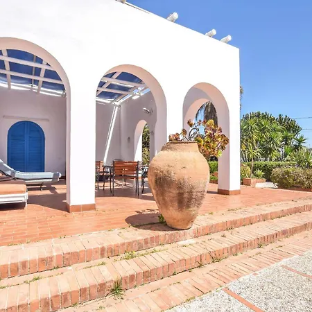 Ferienhaus Gorgeous In With Wifi Marinella di Selinunte
